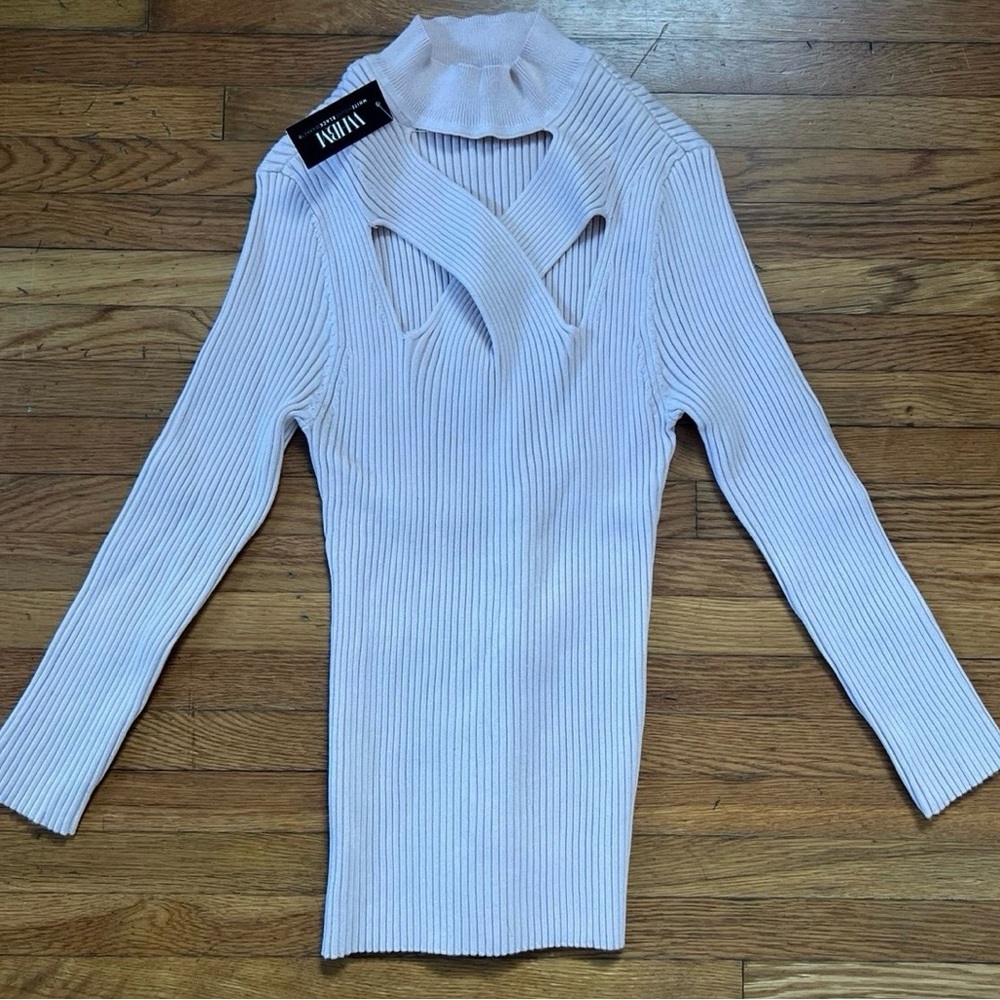 White House Black Market Blush Ribbed Sweater